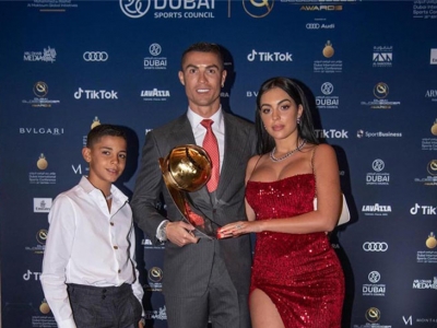 El deslumbrante look de Georgina Rodriguez en la premiación de Cristiano Ronaldo