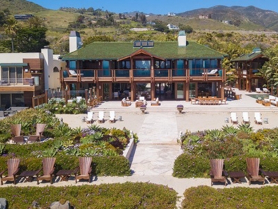 Pierce Brosnan vende su lujosa mansión en Malibú