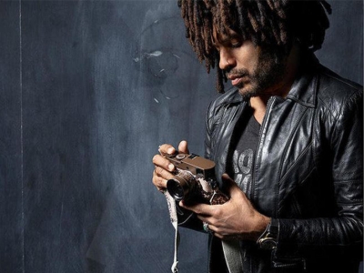 Lenny Kravitz se une a Leica para diseñar una lujosa cámara de fotos