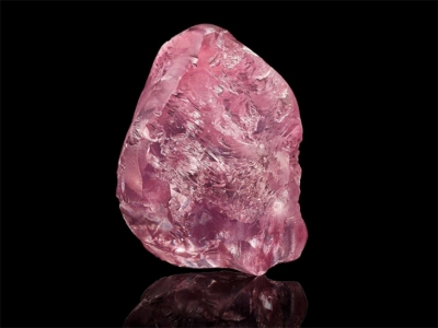 Venden un increíble diamante rosa por US$ 9 millones de dólares