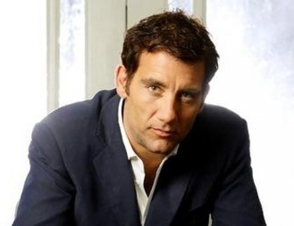 Clive Owen en una muestra fotográfica sobre Argentina