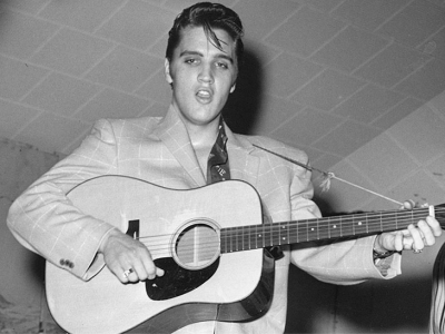 Subastan una guitarra de Elvis Presley por US$ 1.300.000 dólares